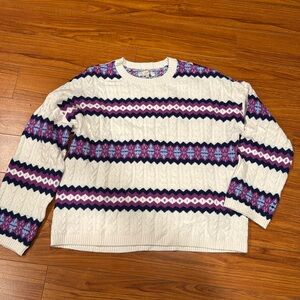 Loft Sweater EUC. Fun pattern